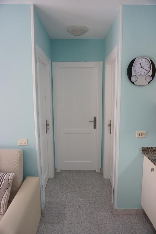 Apartment Bright Flat In Salinetas *
